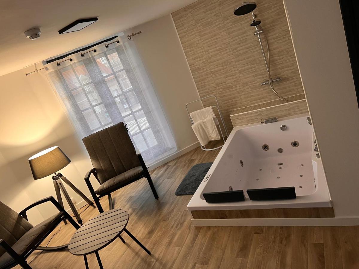 Magnifique Loft 35M2 Jacuzzi Rvb Night 1 Hotel อาเมียงส์ ภายนอก รูปภาพ